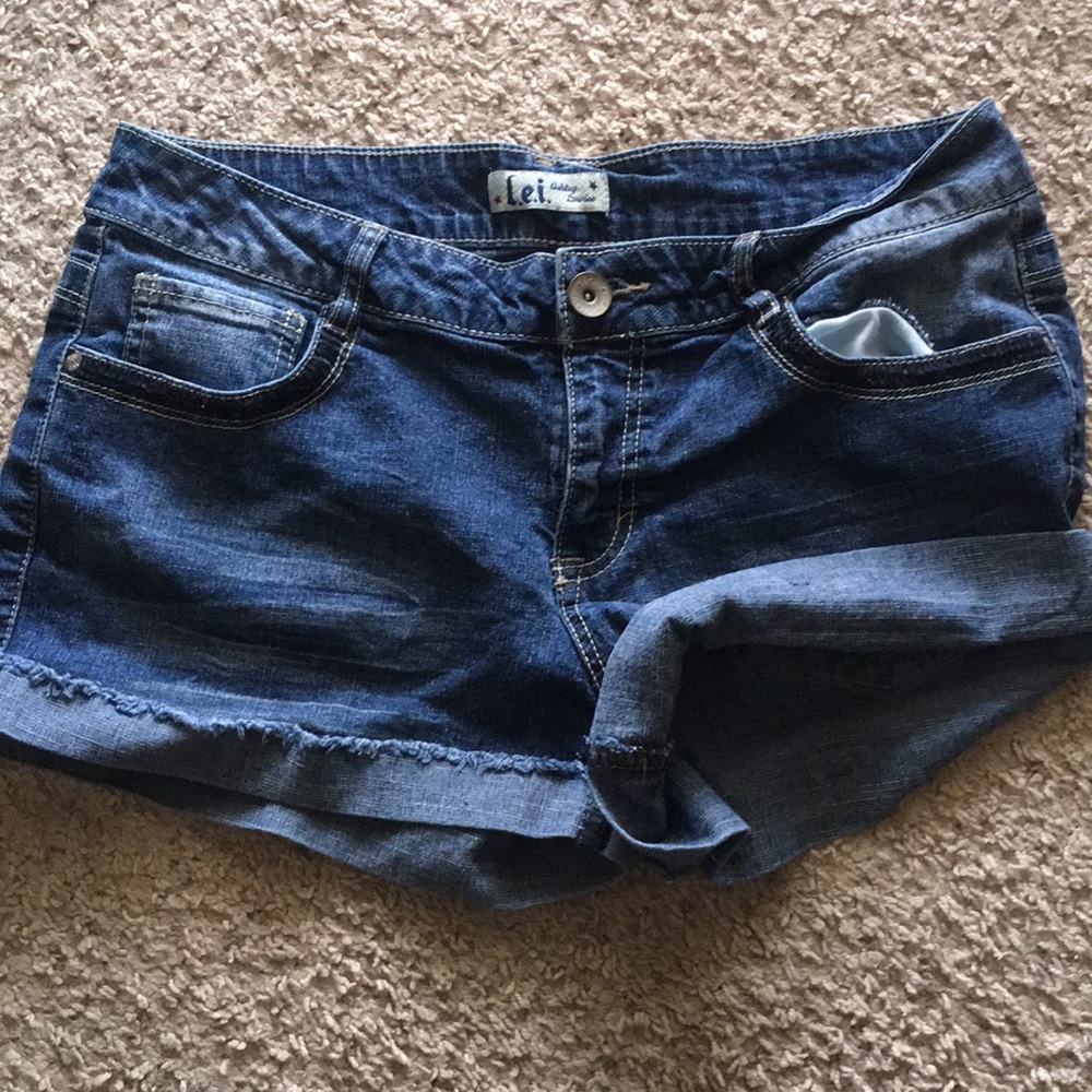 Low rise daisy dukes